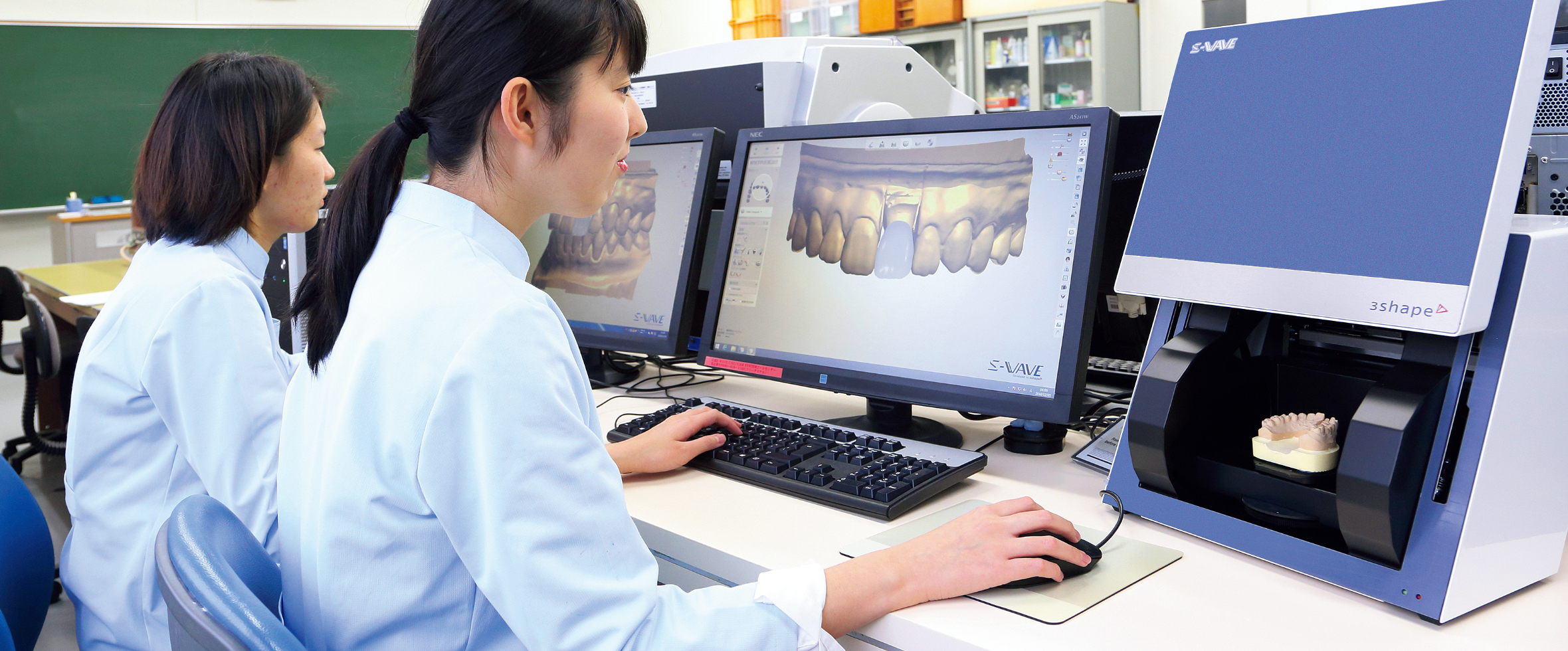 歯科技工士科 | 富山歯科総合学院